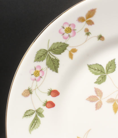 美品 WEDGWOOD プレート 皿 21cm ワイルドストロベリー ウェッジウッド