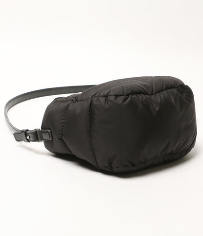 MONCLER ショルダーバッグ Micro Caradoc4 ダウン K209B5L0000 レディース モンクレール