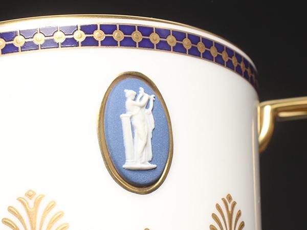 美品 WEDGWOOD カップ＆ソーサー 2客セット ペア アンセミオンブルー カメオ ウェッジウッド
