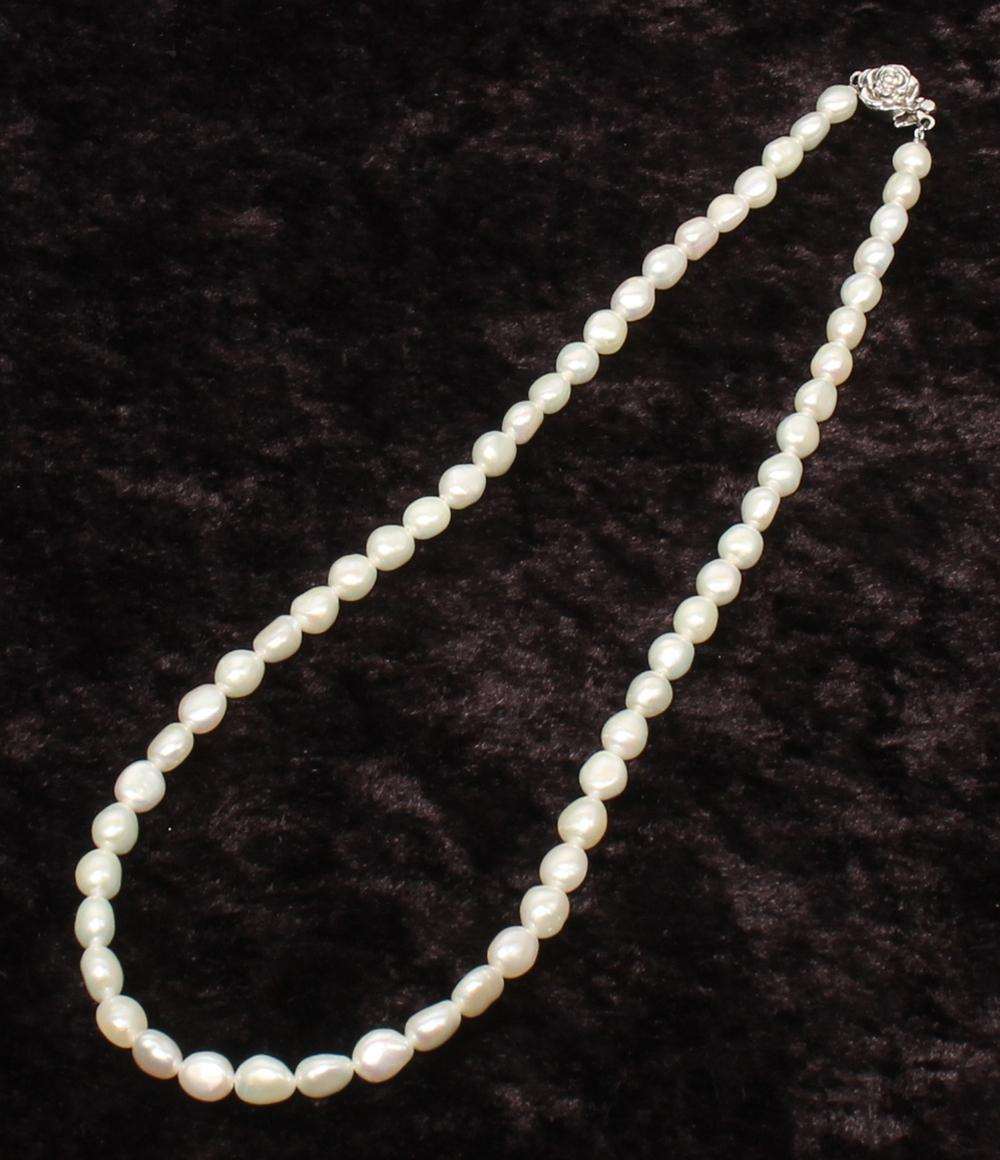 美品 ネックレス SILVER 淡水パール約4×5mm